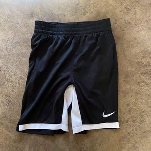 Boys size M Nike shorts
